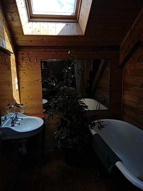 Au Coeur De Saint Agreve -Sejour Chez L'Habitant 外观 照片